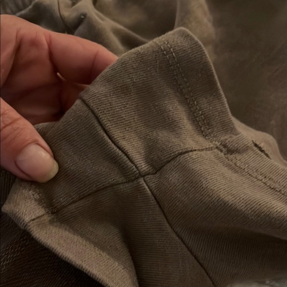 Garage Brown Athletic Shorts Elastic Waist - Picture 5 of 5